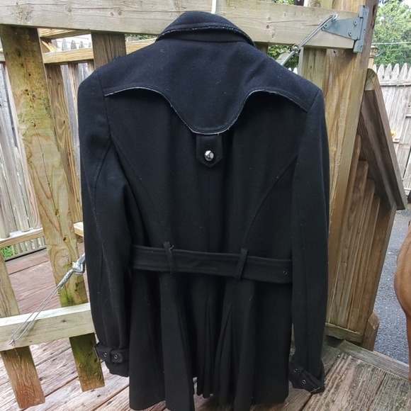 Coat - Picture 3 of 3